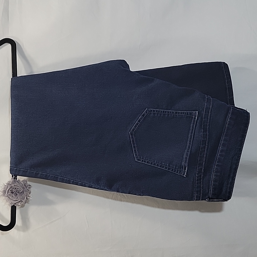 Maurices Denim Jeans XL -L ladies long pants